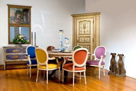 bộ bàn ghế ăn Louis RoyaleZest vẻ đẹp rực rỡ quý phái 