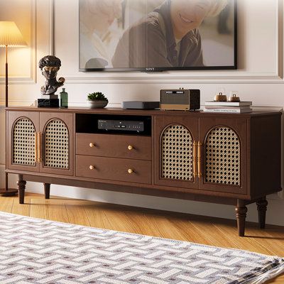 Nét duyên dáng & công năng của Kệ Tivi Terra Arc Rattan