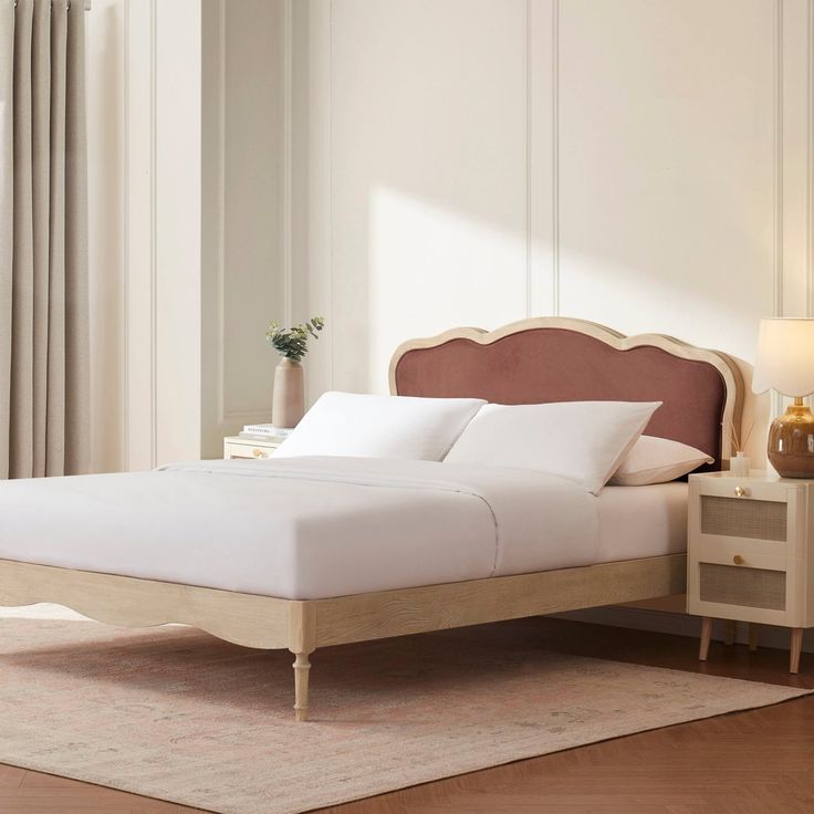 Thiết kế thanh lịch của giường sóng gỗ Auri