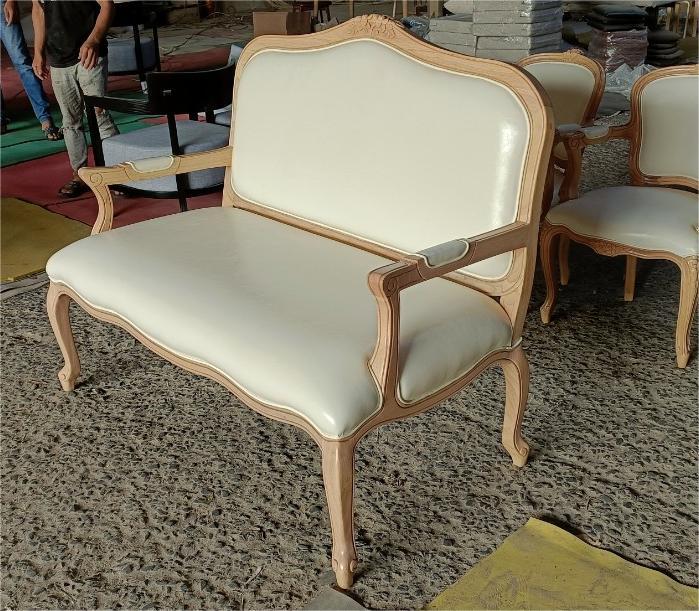 Sofa phòng khách Louis XVI