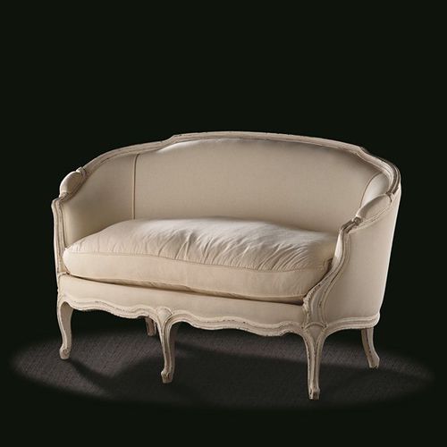 ghế sofa cổ điển bọc nệm nhung