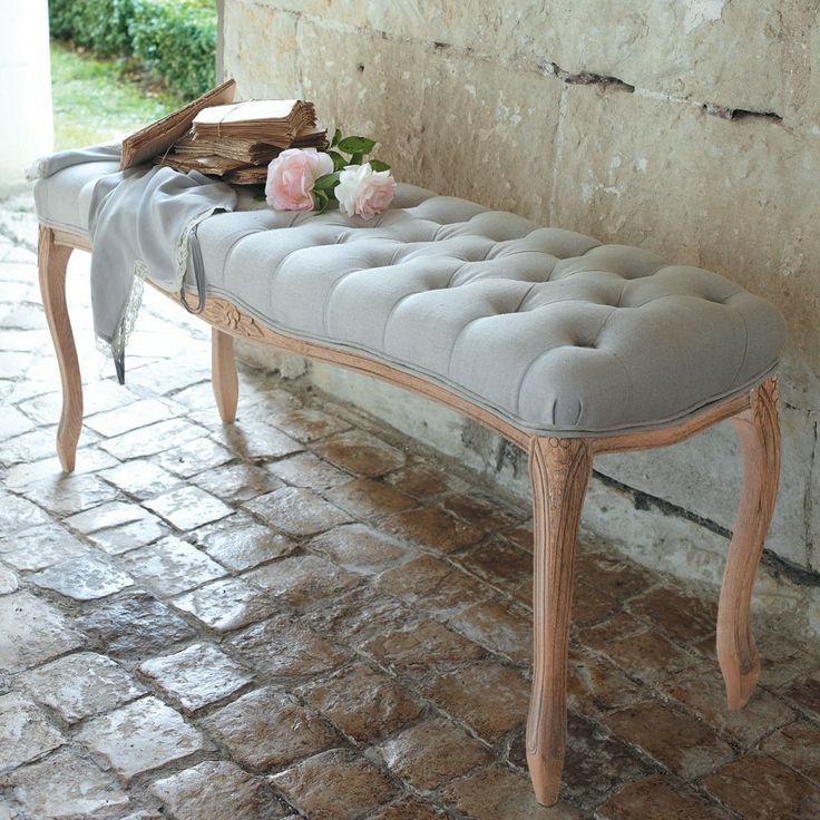 ghế bench gỗ tân cổ điển, thiết kế tinh tế cho phòng ngủ