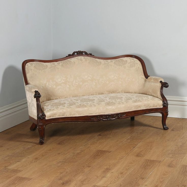 ghế sofa băng tân cổ điển