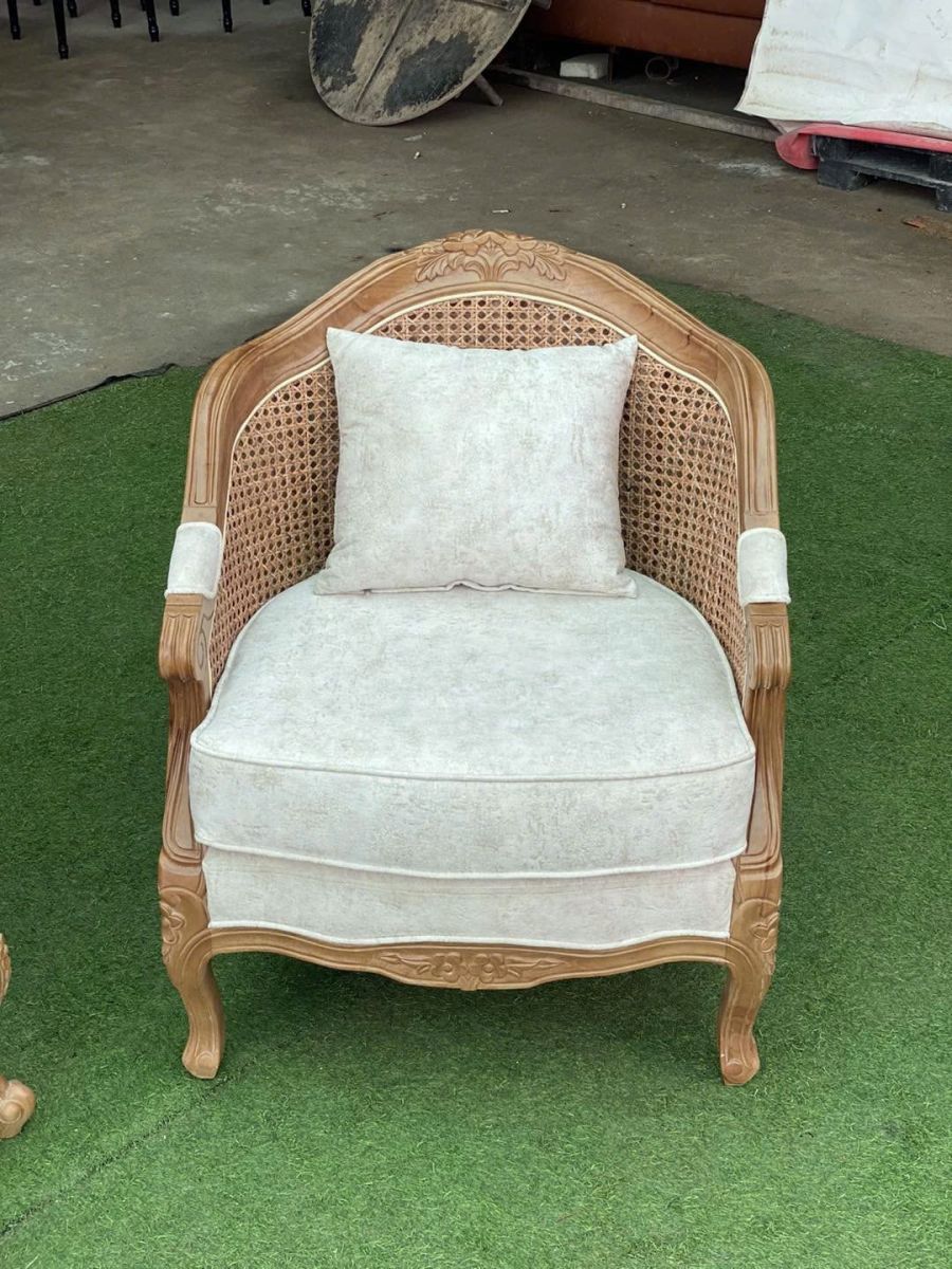 Sofa phòng khách Louis đan mây