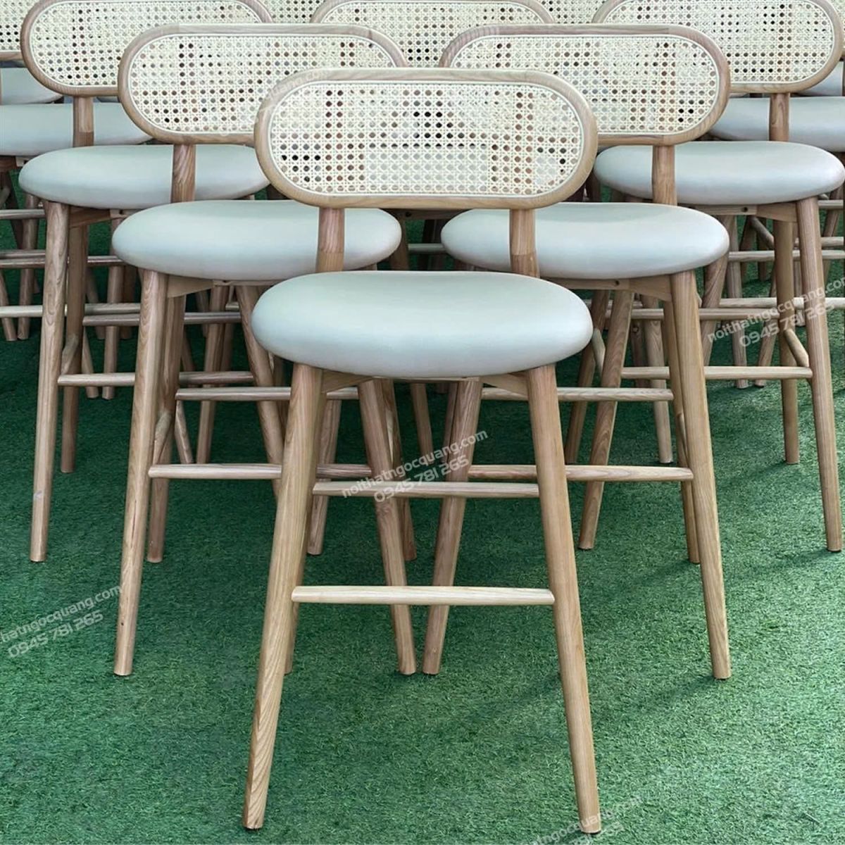 Ghế Side bar tựa lưng mây